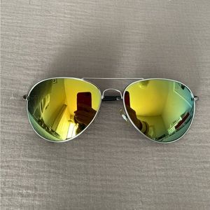 Iridescent sunglasses